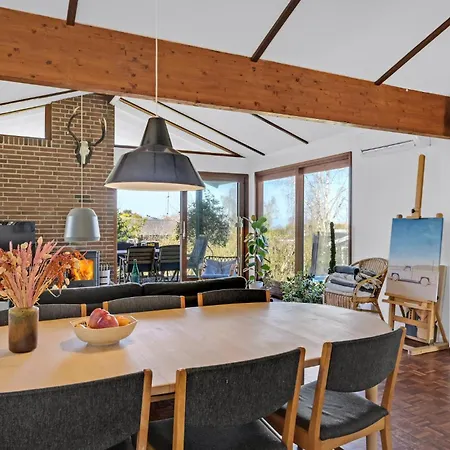 Casa vacanze Beautiful In Asns With Wifi *